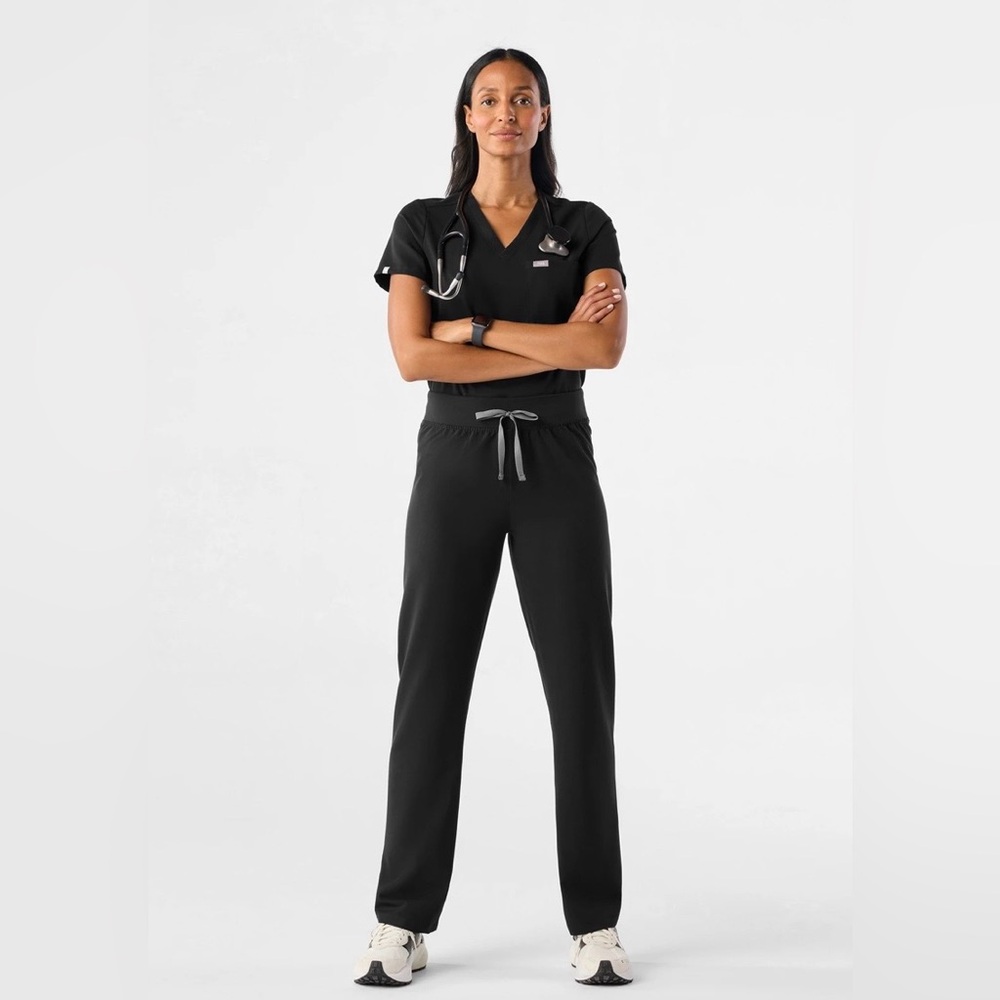 NWT Figs Livingston HighWaisted Straight Leg Scrub Pant medium Tall